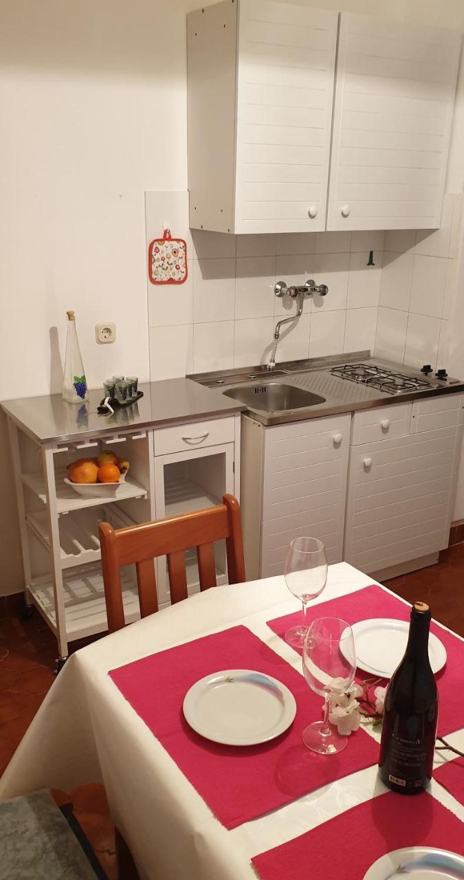 Sweet Apartment In Pomer Εξωτερικό φωτογραφία