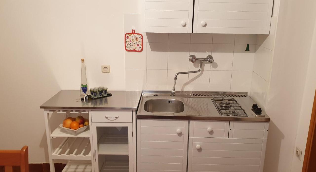 Sweet Apartment In Pomer Εξωτερικό φωτογραφία