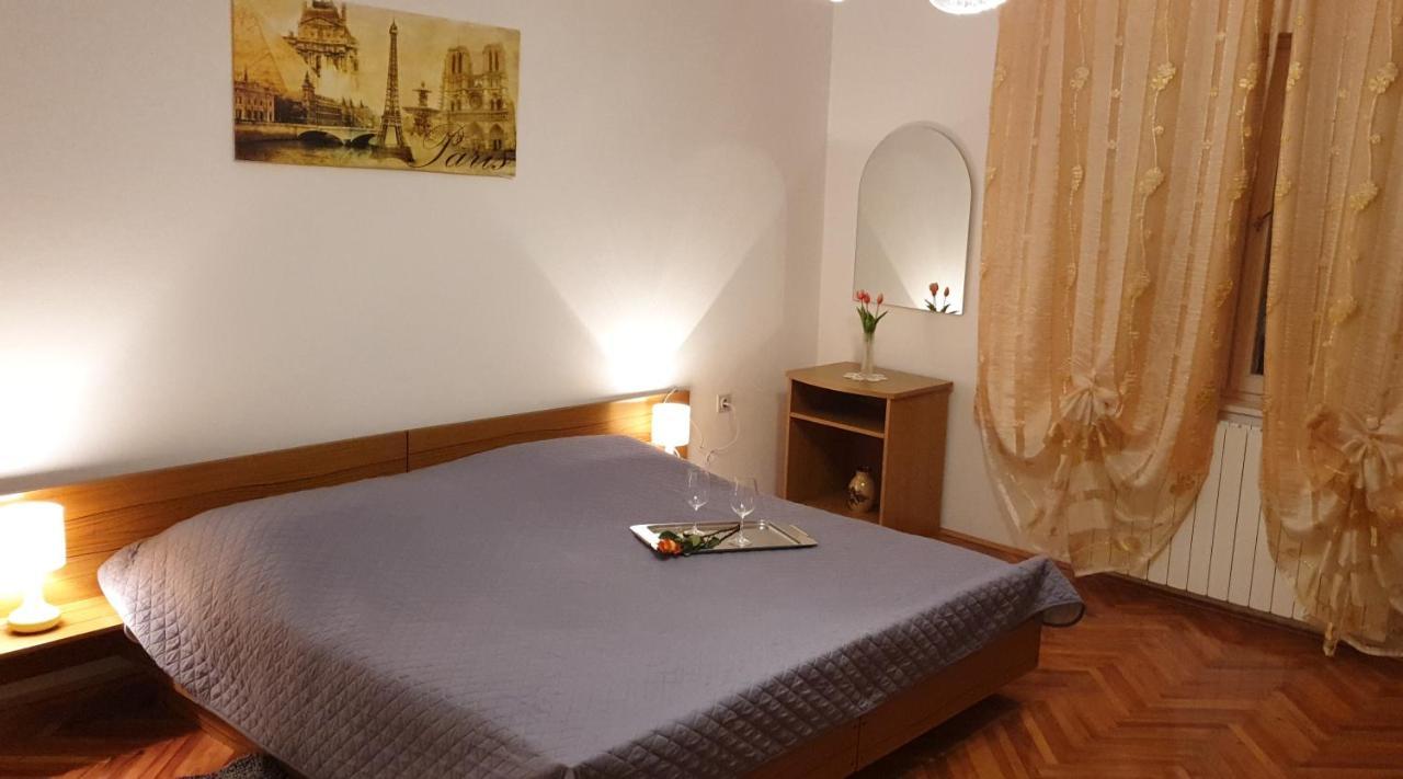 Sweet Apartment In Pomer Εξωτερικό φωτογραφία